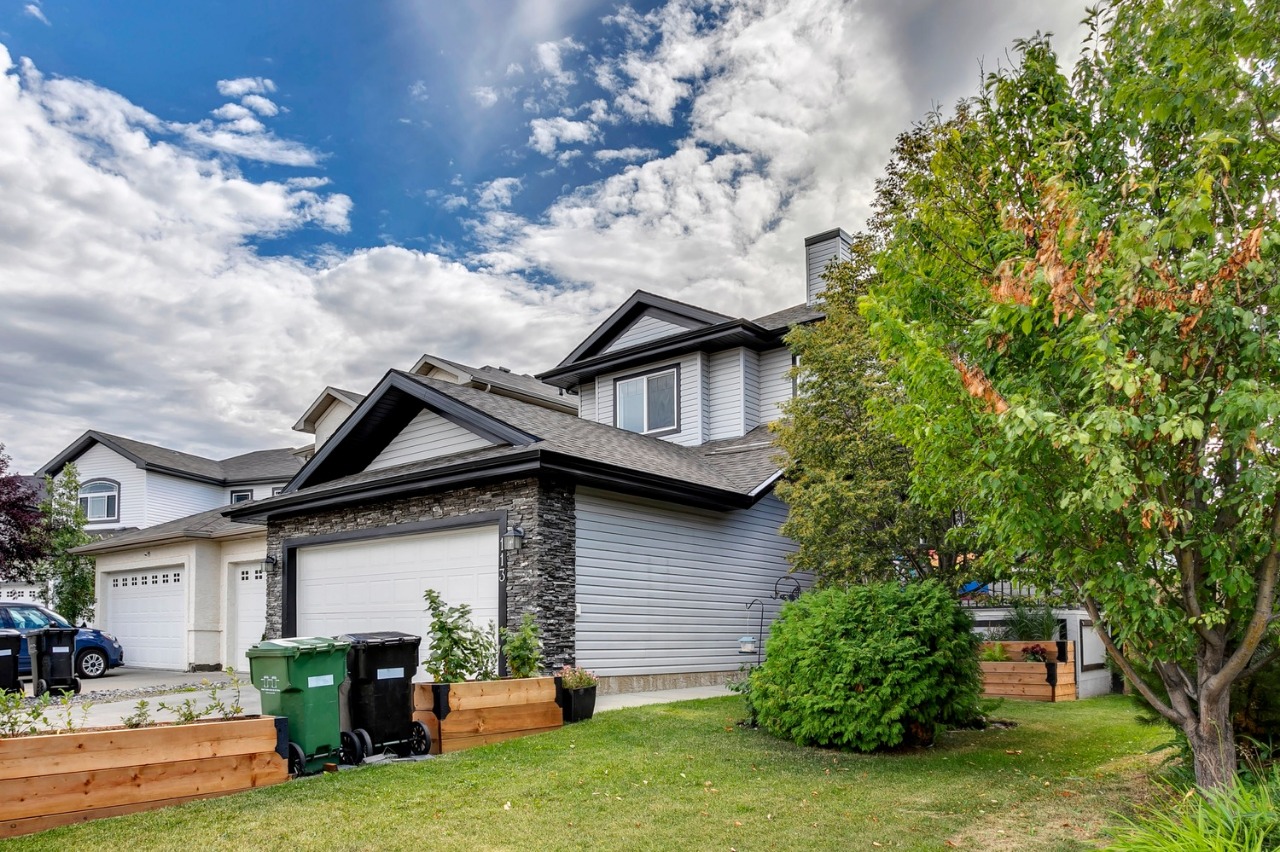 For sale on Bode by homeowner 113 Bridgeport Court Bridgeport, Leduc.