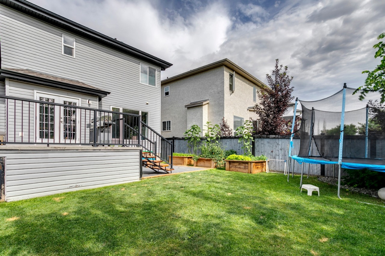 For sale on Bode by homeowner 113 Bridgeport Court Bridgeport, Leduc.